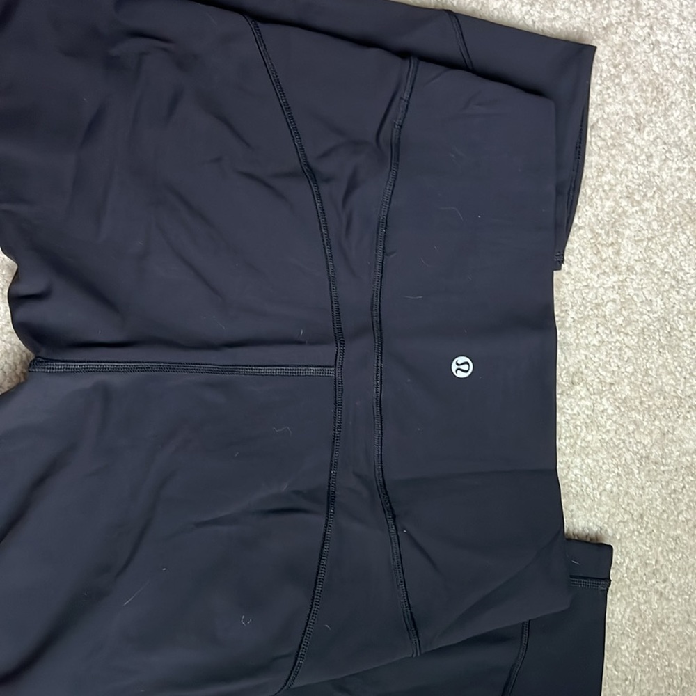 TWO Lululemon 21” Cropped Leggings - Picture 4 of 6